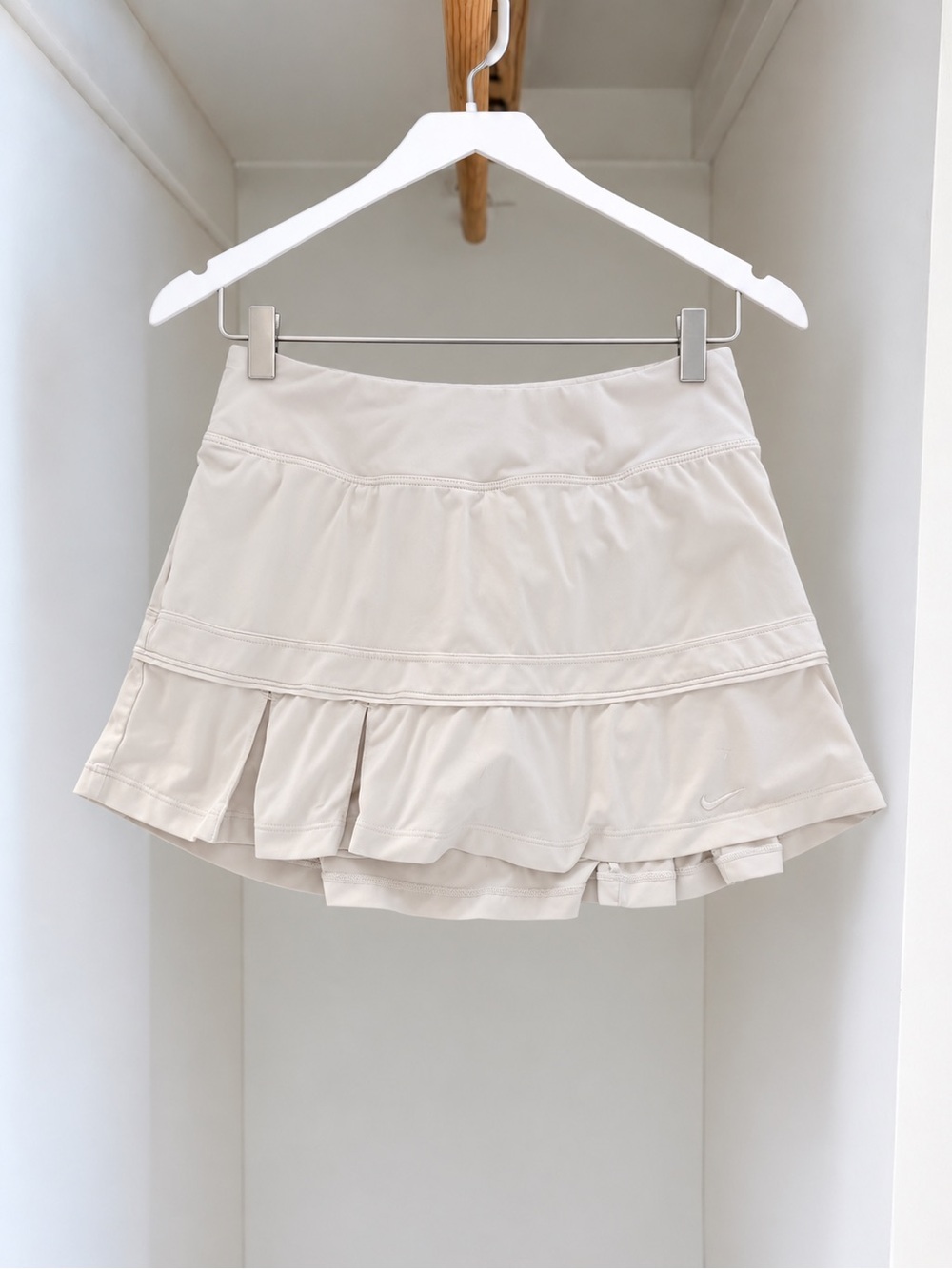 Nike Cream Pleated Athletic Skort